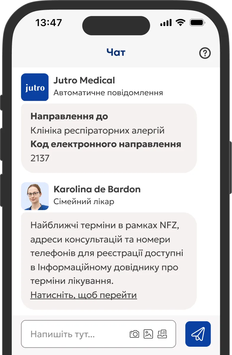Екран додатку з видимим чатом з лікарем, який дає вказівки, де знайти клініку, в якій пацієнт зможе реалізувати направлення